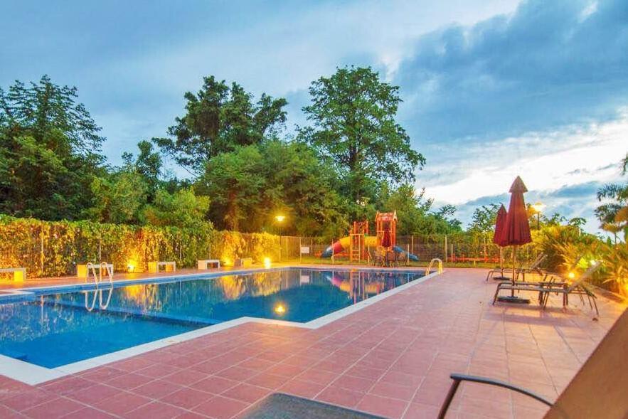 Sunset Seaview Vacation Condos @ Crystal Condo Kota Kinabalu Ngoại thất bức ảnh