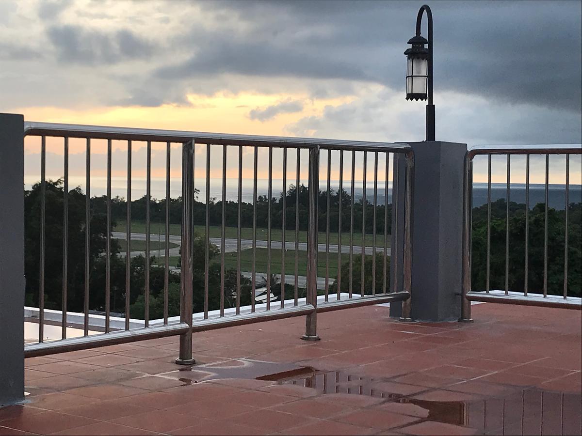 Sunset Seaview Vacation Condos @ Crystal Condo Kota Kinabalu Ngoại thất bức ảnh