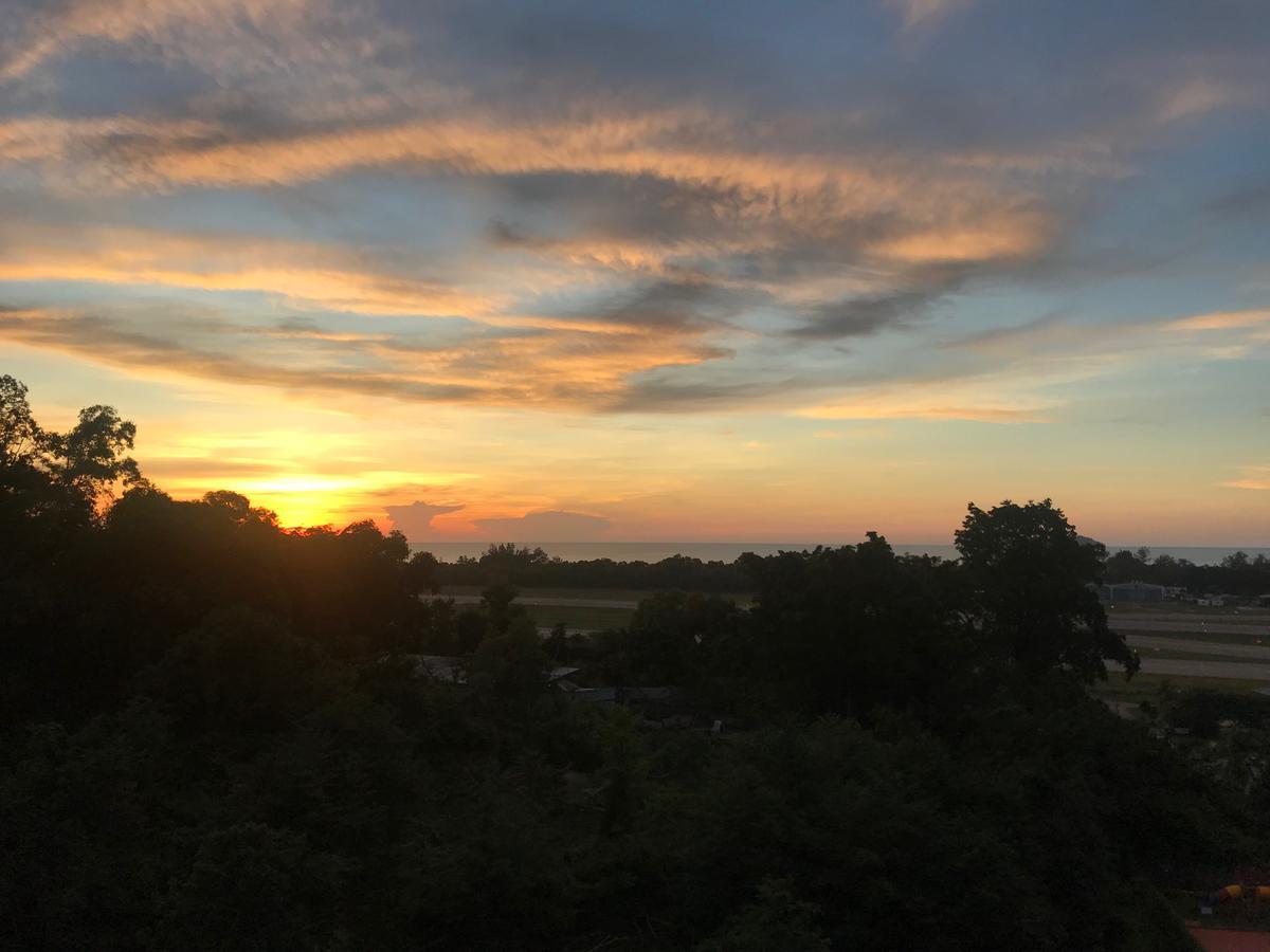 Sunset Seaview Vacation Condos @ Crystal Condo Kota Kinabalu Ngoại thất bức ảnh